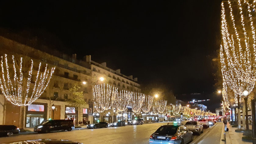 Paris in der Weihnachtszeit